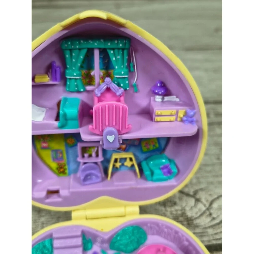 Vintage Polly Pocket Bluebird 1994 Strollin Baby Polly's Playtime Fun Compact